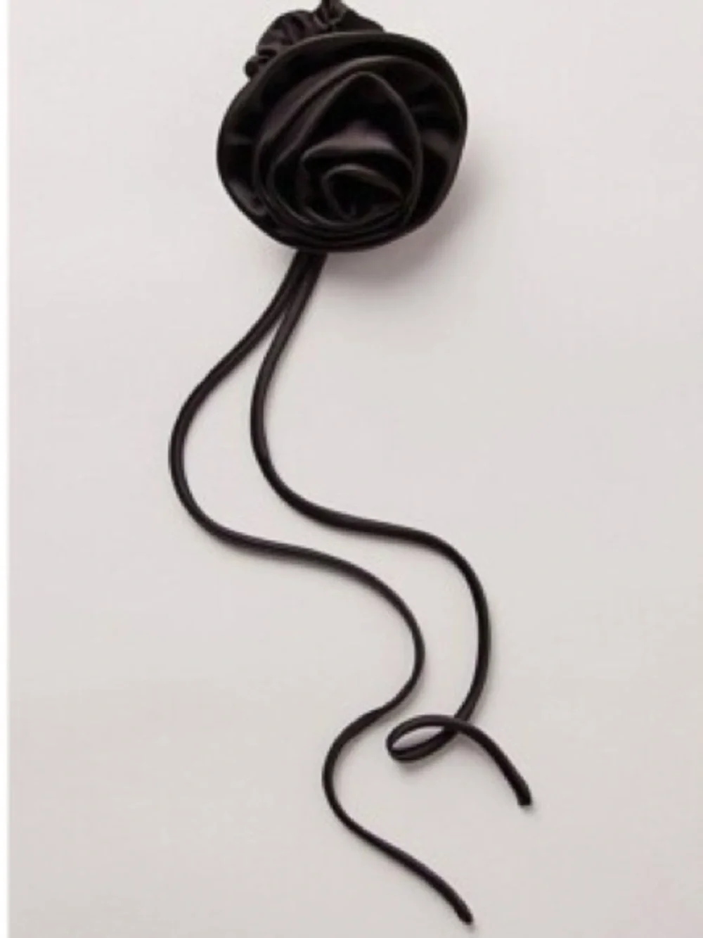 Free People Regal Beauty Scrunchie